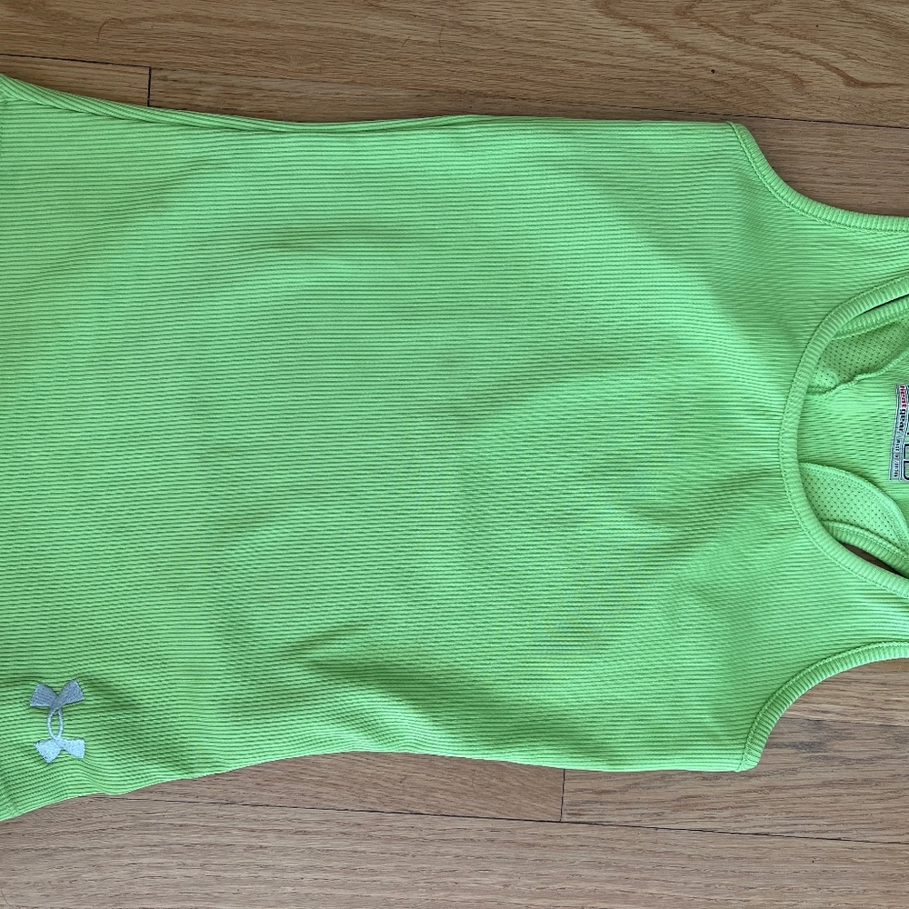 Under Armour heat gear youth  small